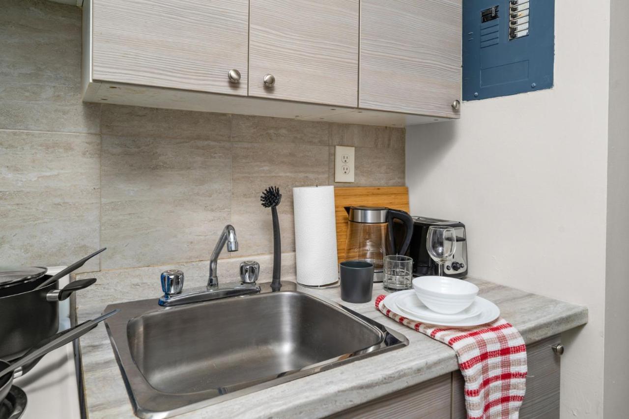 Apartmán Dt Location Beautiful Studio For Your Vacation Montreal Exteriér fotografie